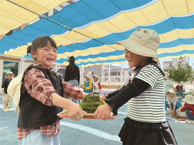 西藏倡议科学管控幼儿数字产品使用