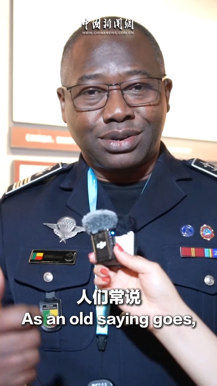 “新绳接着旧绳续”：非洲军官参观红井，突然说了句谚语