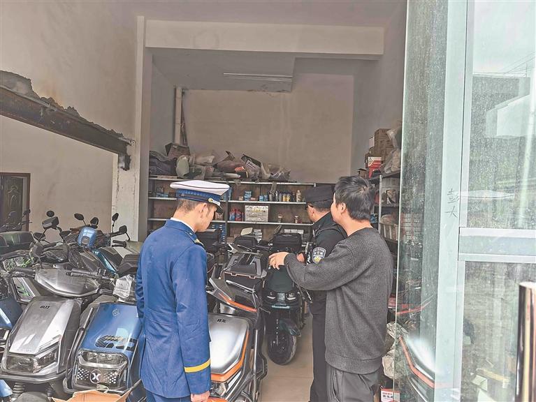 那曲市巴青县开展电动自行车消防安全整治