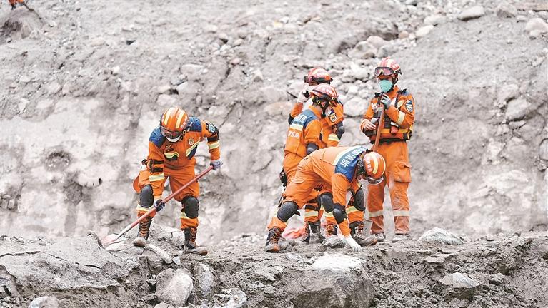 通往吉隆口岸的陆路通道基本抢通