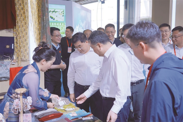 江苏援藏：用好平台载体 深化推进“藏品出藏”行动