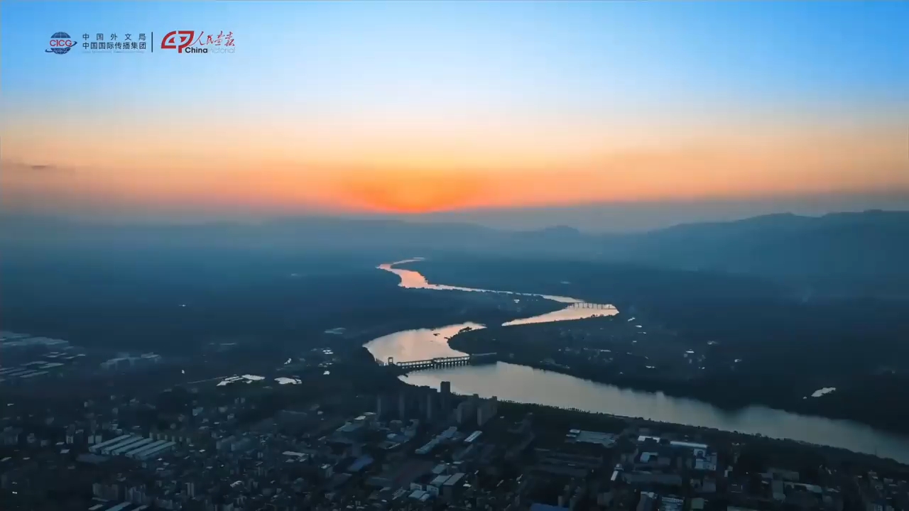 “如果过河很难，那为什么一定要走？” ——《大道——永远的长征》第一集重磅播出
