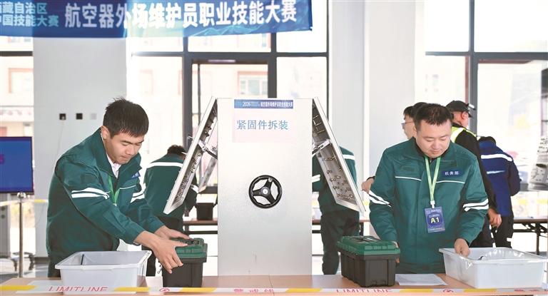 练精湛技艺 护雪域长空